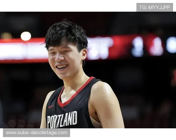 杨瀚森喝蛋白粉像喝水，冰箱里塞满牛排，这日子普通人过一天都得破产